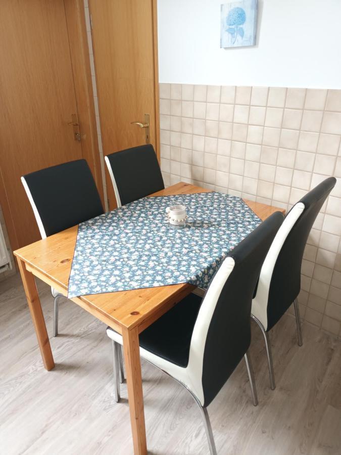 Ferienwohnung Am Dorfteich Fehmarn Exteriör bild