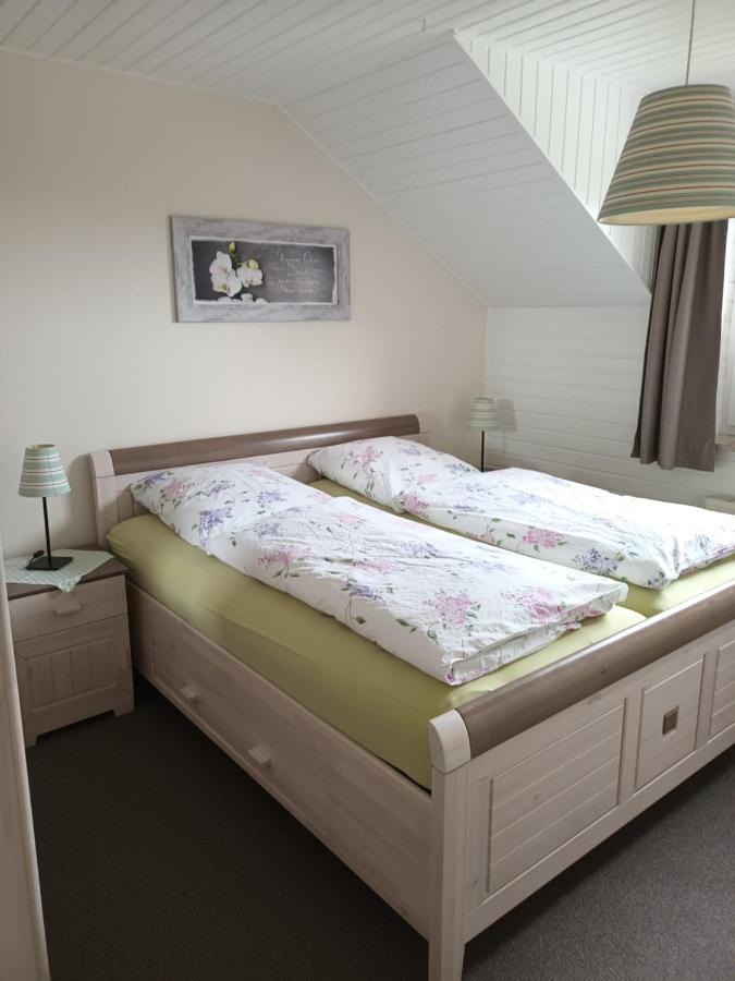 Ferienwohnung Am Dorfteich Fehmarn Exteriör bild
